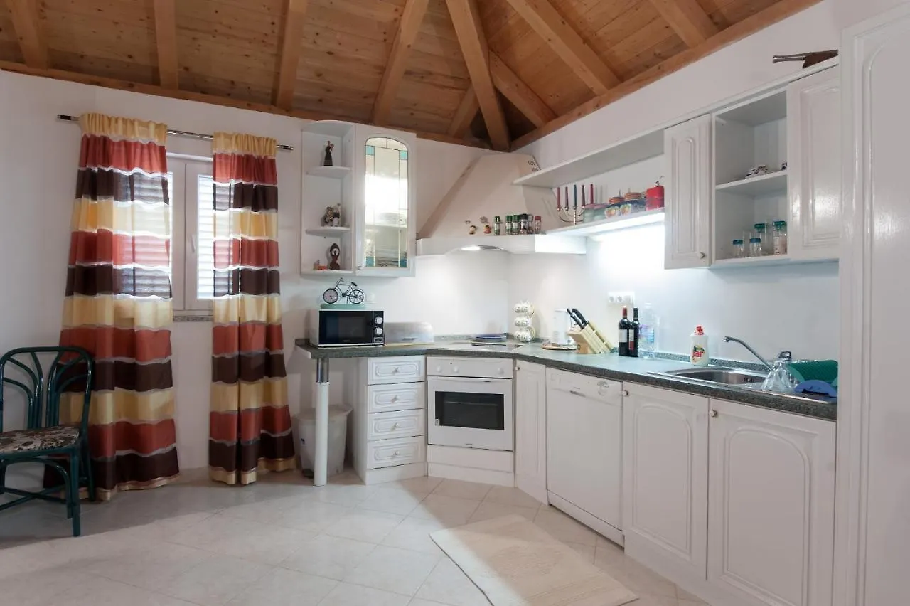 Villa Sukosan - Adriatic Luxury Villas
